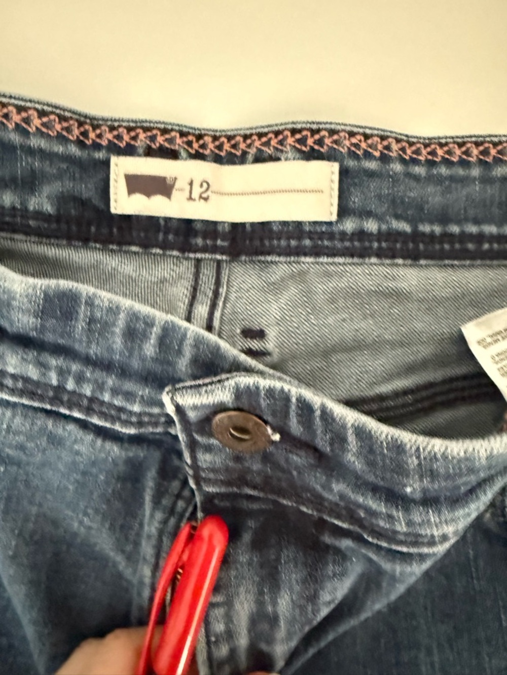 Levi's Dark Blue Denim Women’s Shorts Size 12 - Picture 3 of 7